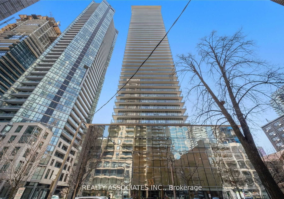 33-charles-street-e-e-toronto-ontario-c12295538