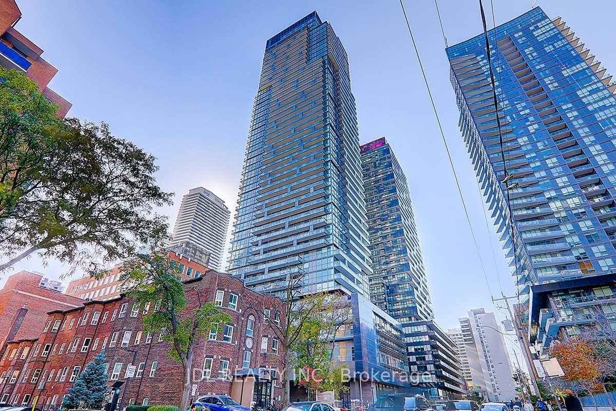 39-roehampton-avenue-toronto-ontario-c12295559