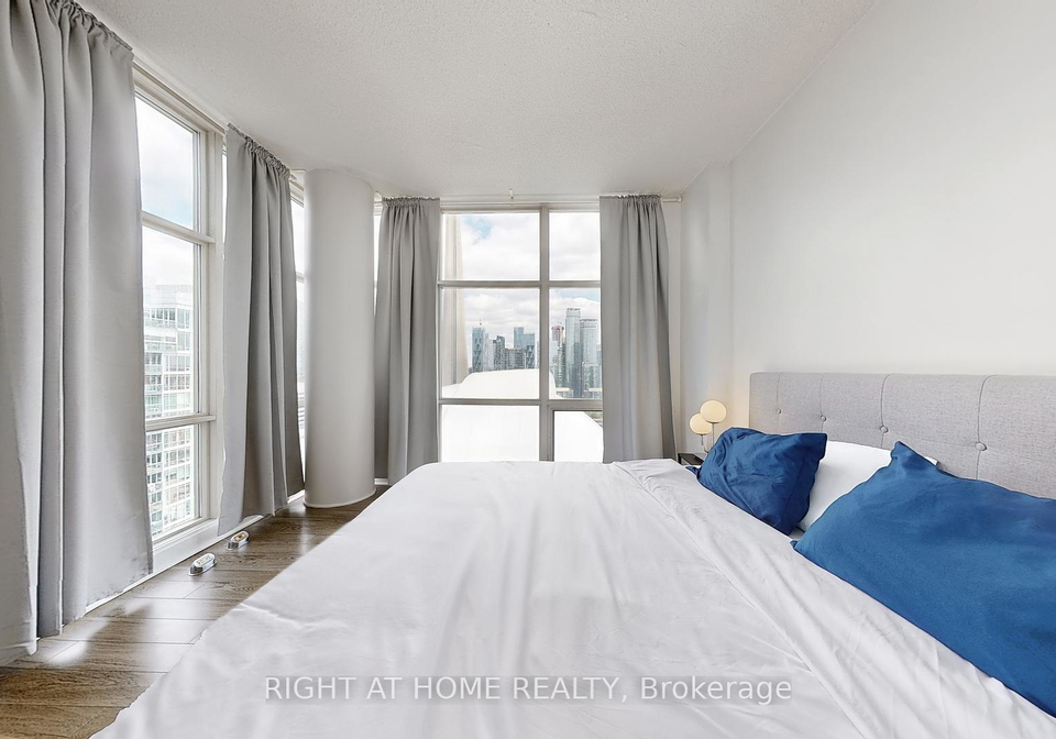 10-navy-wharf-court-toronto-ontario-c12295835