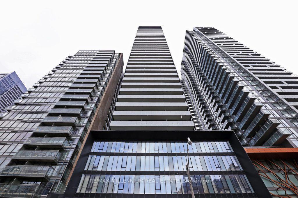 28-wellesley-street-toronto-ontario-c12295870
