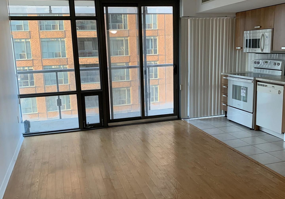 37-grosvenor-street-toronto-ontario-c12296047