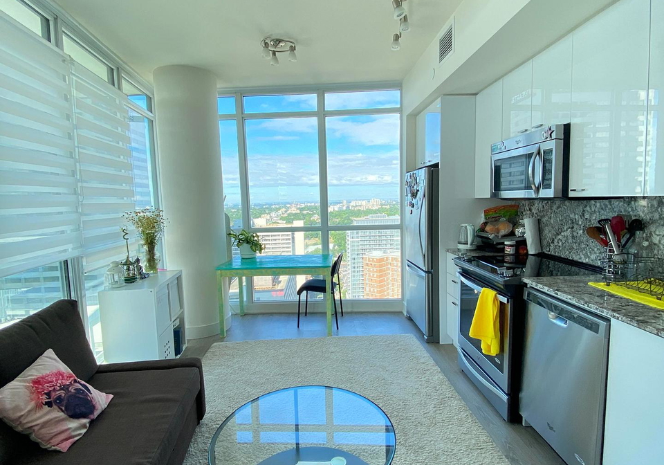 30-roehampton-avenue-toronto-ontario-c12296087