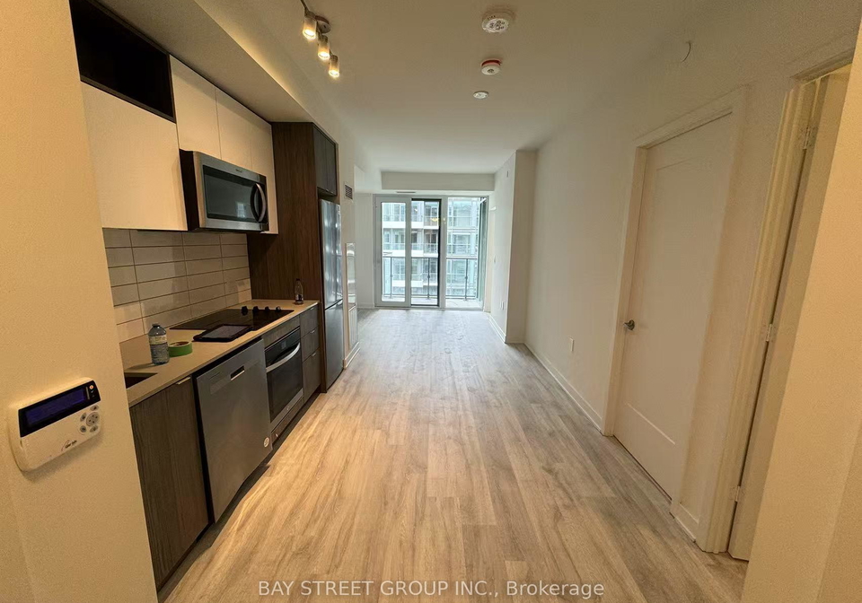 60-princess-street-toronto-ontario-c12296137