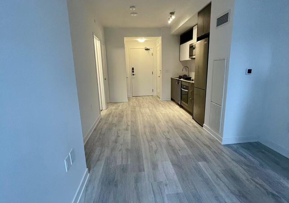 60-princess-street-toronto-ontario-c12296137