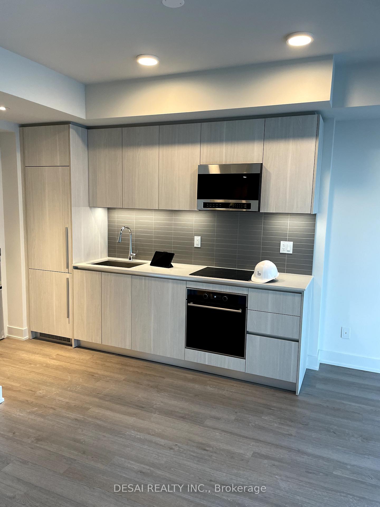 8-cumberland-street-toronto-ontario-c12296171