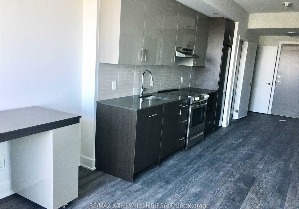 188-fairview-mall-drive-north-york-ontario-c12296413