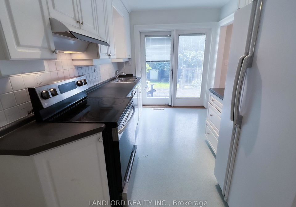 53-snowdon-avenue-toronto-ontario-c12296576