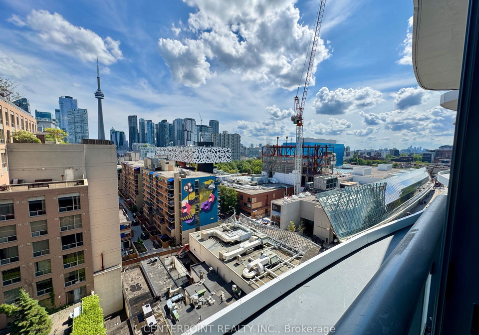 292-dundas-street-w-w-toronto-ontario-c12296635