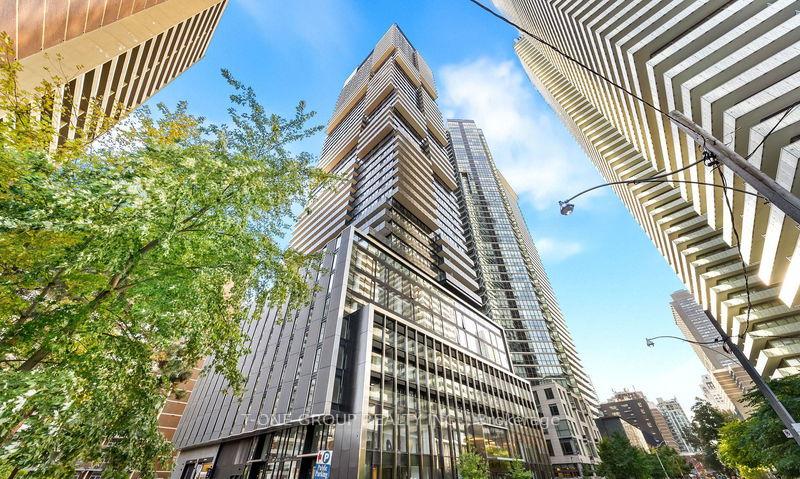 55-charles-street-e-e-toronto-ontario-c12296639