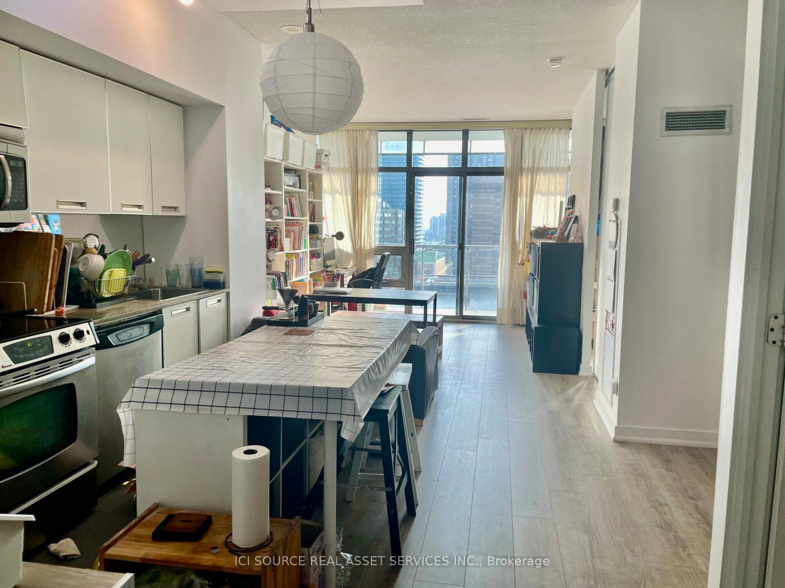 33-charles-street-e-e-toronto-ontario-c12296841