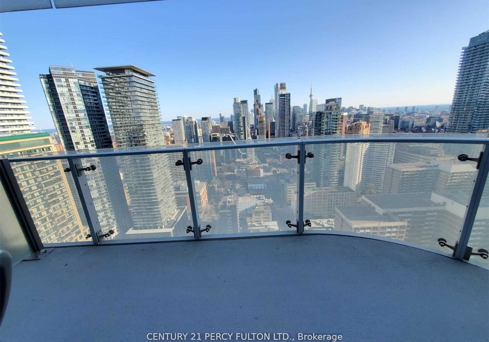 1-bloor-street-e-e-toronto-ontario-c12296965