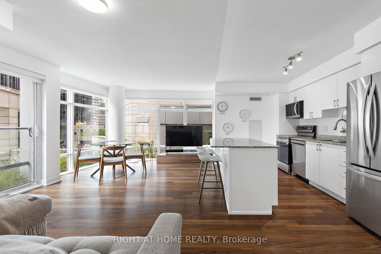2191-yonge-street-toronto-ontario-c12296993