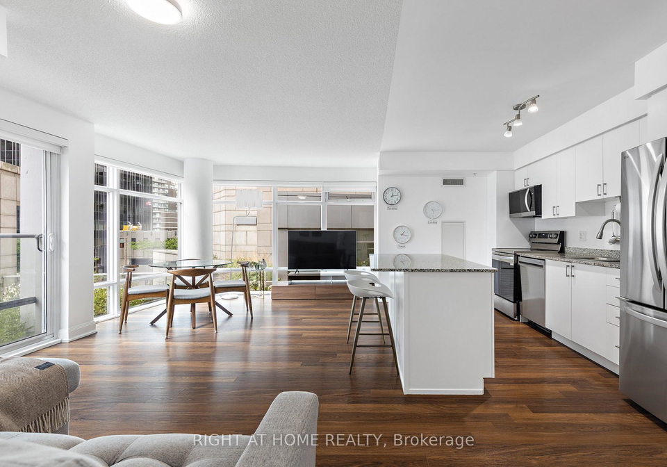 2191-yonge-street-toronto-ontario-c12296993