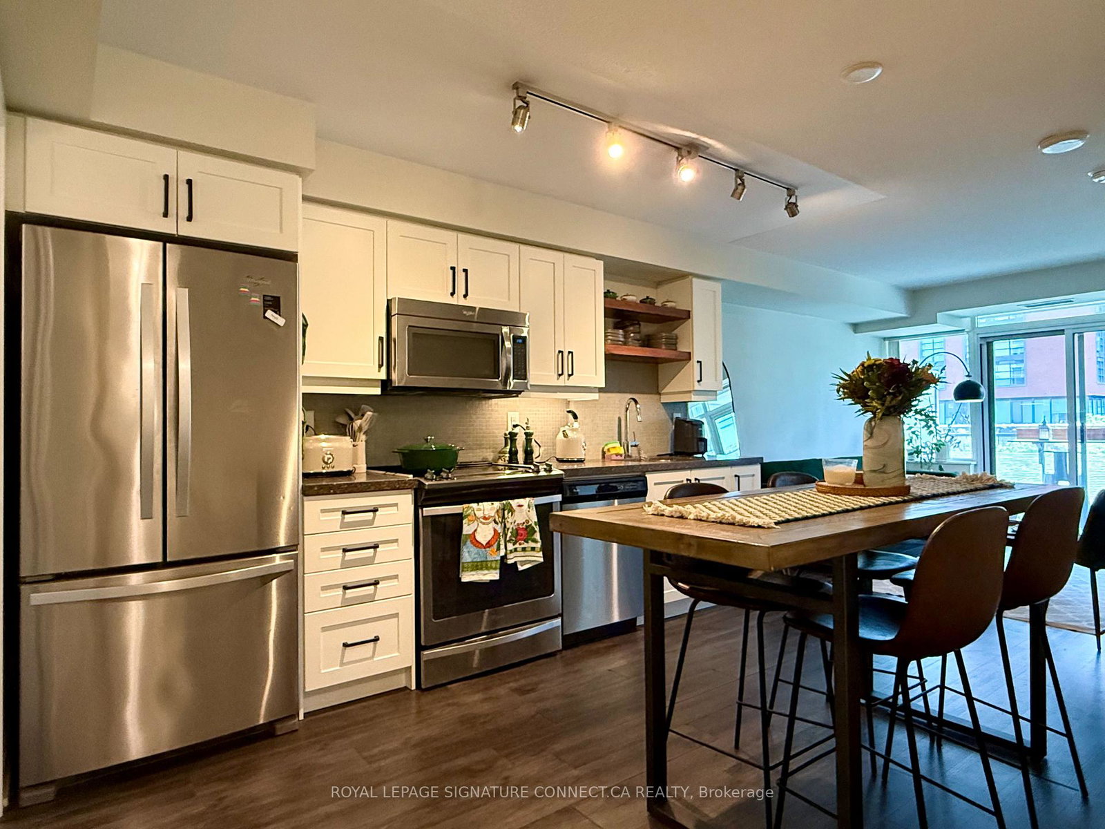 525-adelaide-street-w-w-toronto-ontario-c12297125