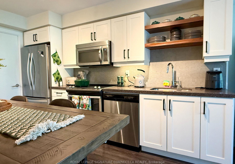 525-adelaide-street-w-w-toronto-ontario-c12297125