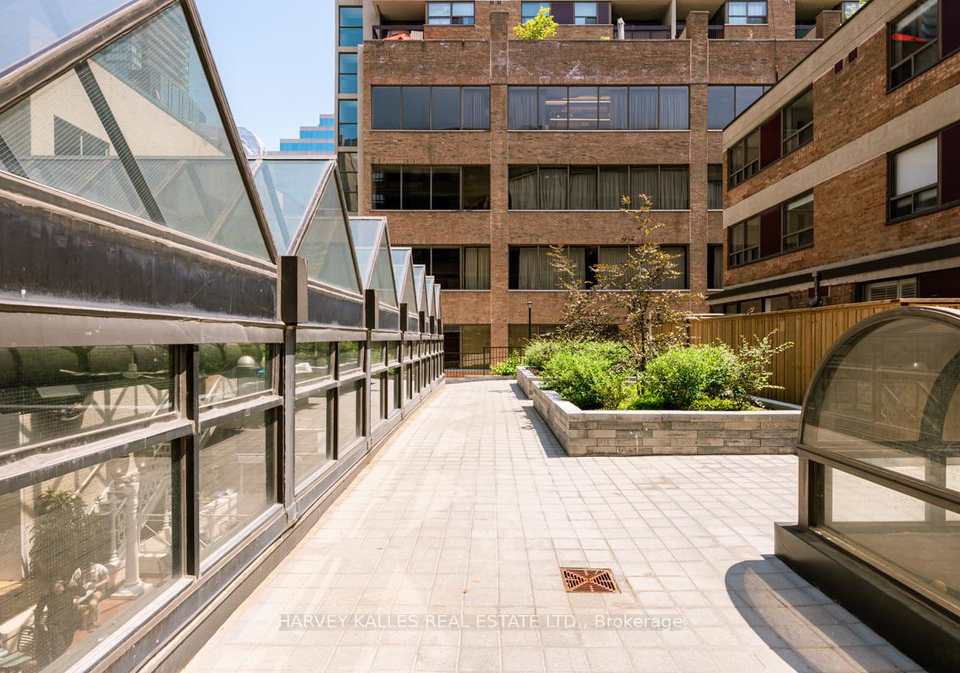 89-mccaul-street-toronto-ontario-c12297156