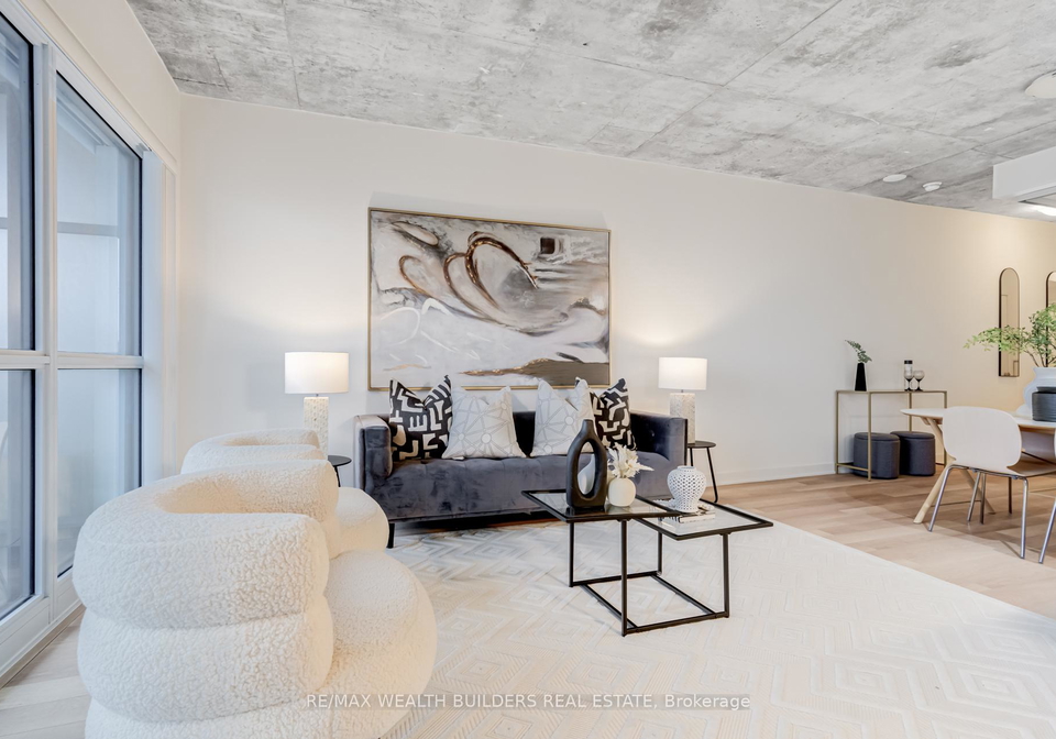 210-simcoe-street-toronto-ontario-c12297330