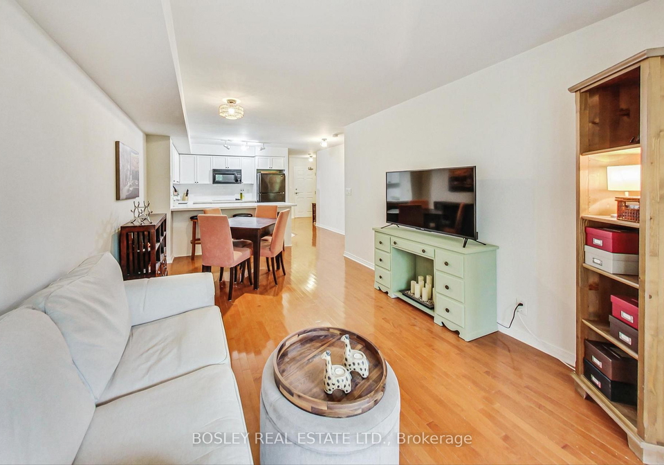 245-davisville-avenue-toronto-ontario-c12297375