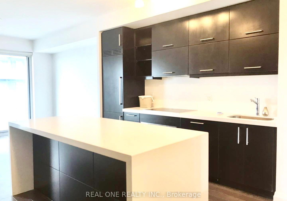 1080-bay-street-toronto-ontario-c12297378