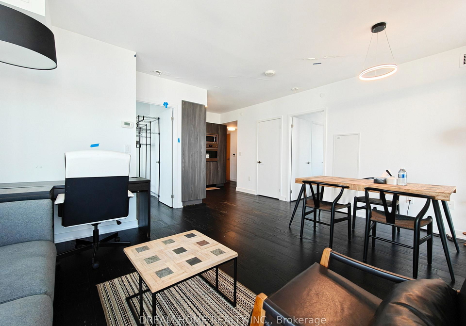 11-wellesley-st-street-w-w-toronto-ontario-c12297632