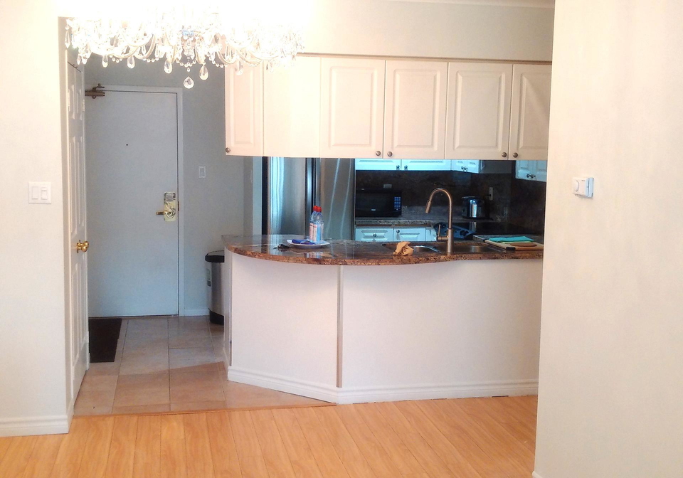 889-bay-street-toronto-ontario-c12297635