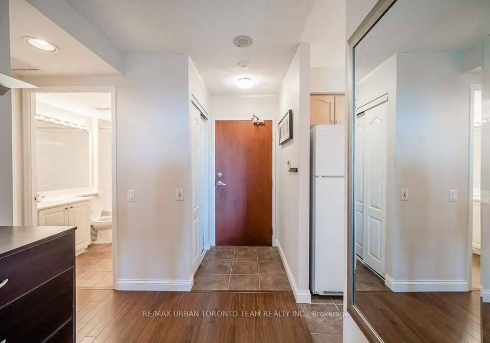 35-finch-avenue-e-e-north-york-ontario-c12297684
