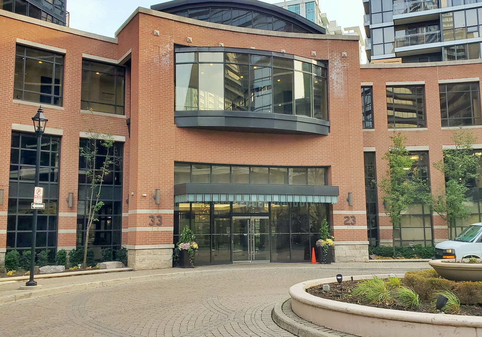 33-sheppard-avenue-e-e-north-york-ontario-c12297700
