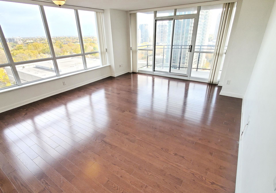 33-sheppard-avenue-e-e-north-york-ontario-c12297700