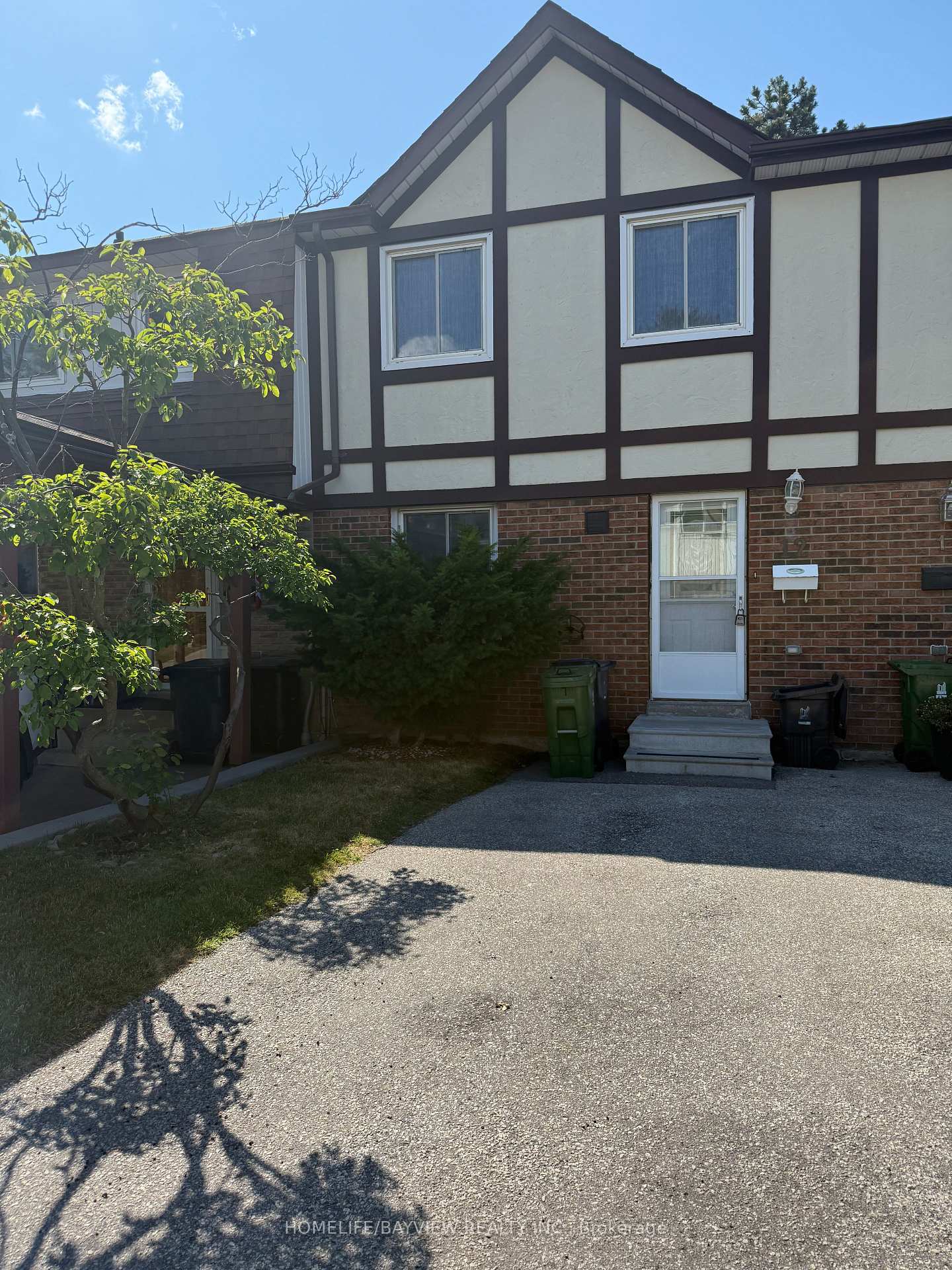 12-crab-appleway-way-north-york-ontario-c12297702