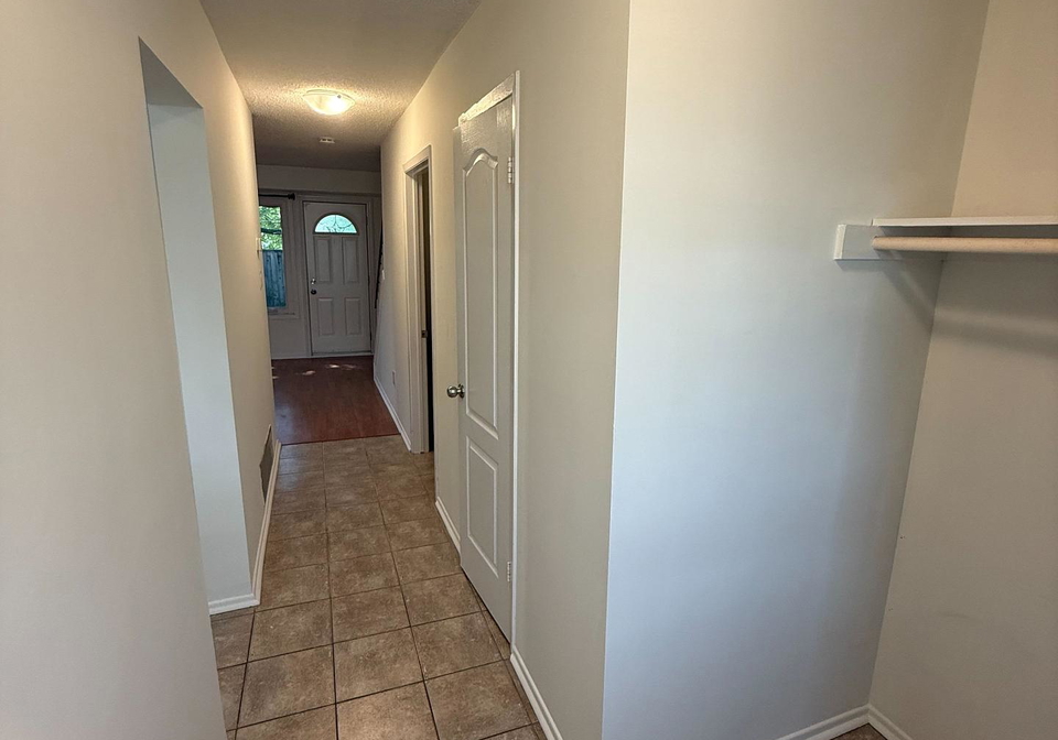 12-crab-appleway-way-north-york-ontario-c12297702