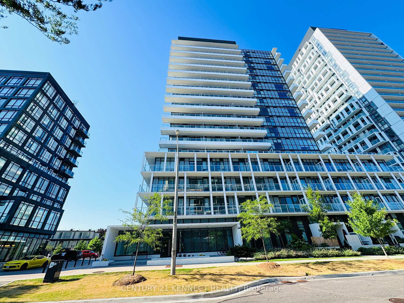 180-fairview-mall-drive-north-york-ontario-c12297911