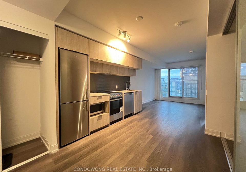181-dundas-street-e-e-toronto-ontario-c12297936