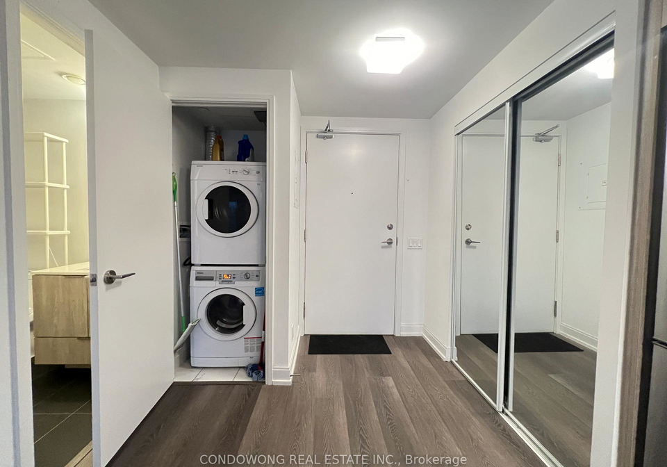 181-dundas-street-e-e-toronto-ontario-c12297936