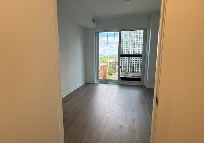 771-yonge-street-toronto-ontario-c12298036