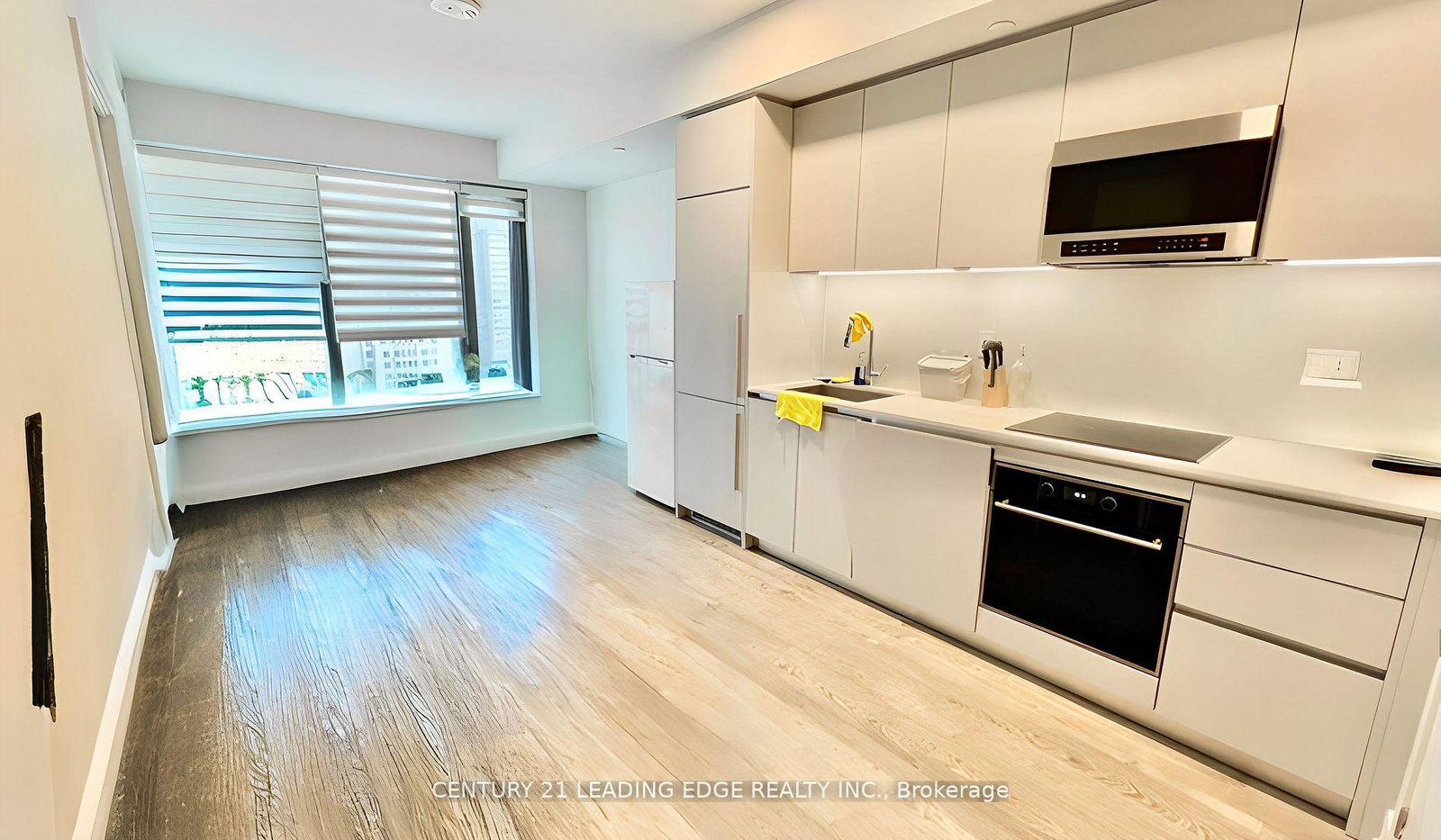 8-cumberland-street-toronto-ontario-c12298048