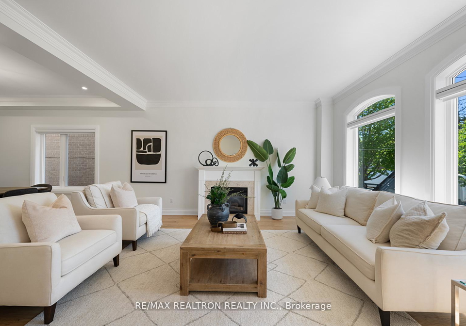 24-model-avenue-toronto-ontario-c12298057