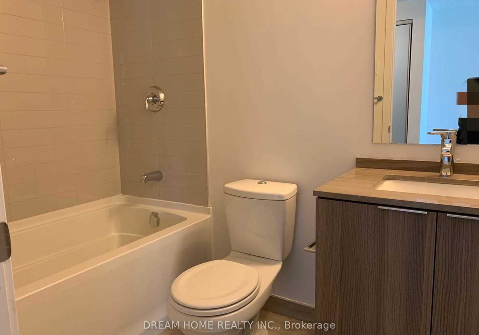 11-wellesley-street-w-w-toronto-ontario-c12298067