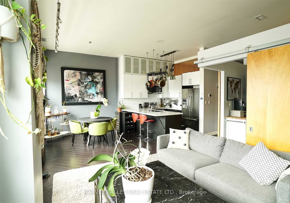 700-king-street-w-w-toronto-ontario-c12298205