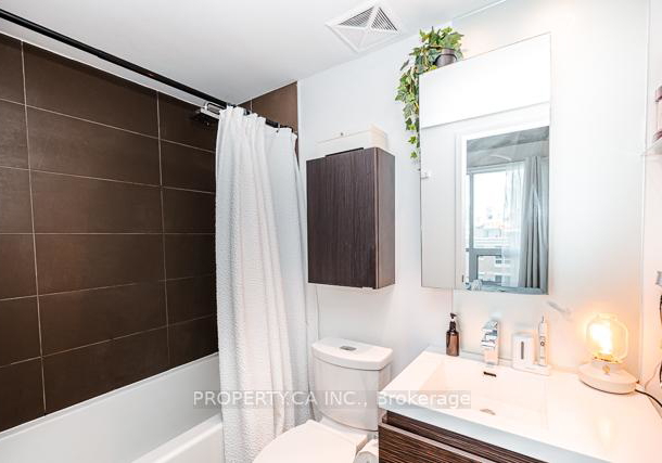 1030-king-street-w-w-toronto-ontario-c12298220