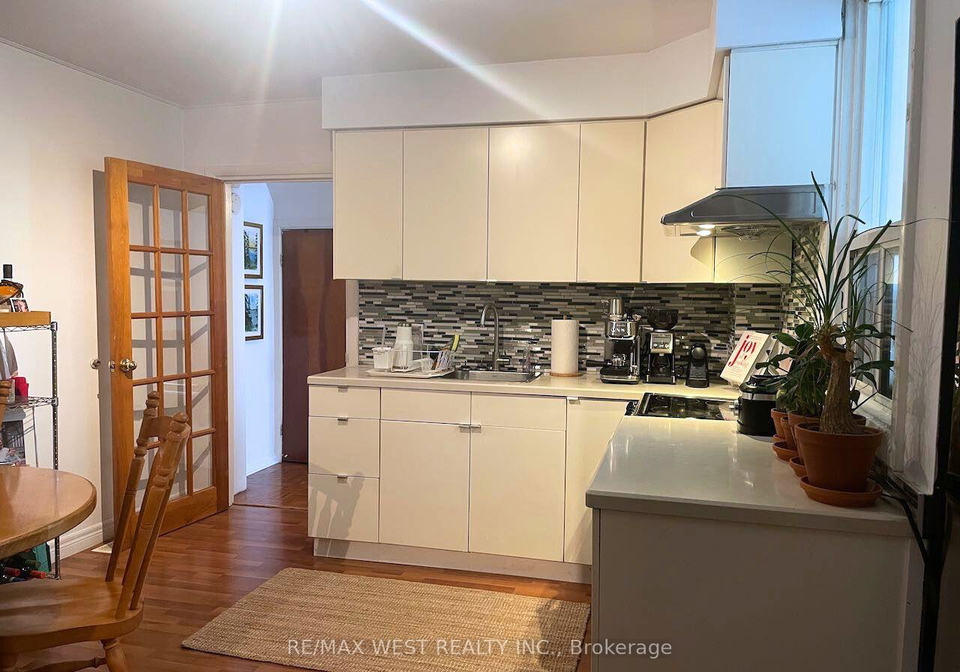 46-st-clarens-avenue-toronto-ontario-c12298274