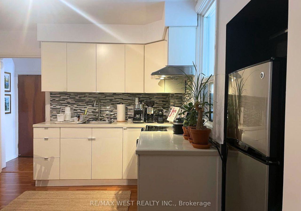 46-st-clarens-avenue-toronto-ontario-c12298274