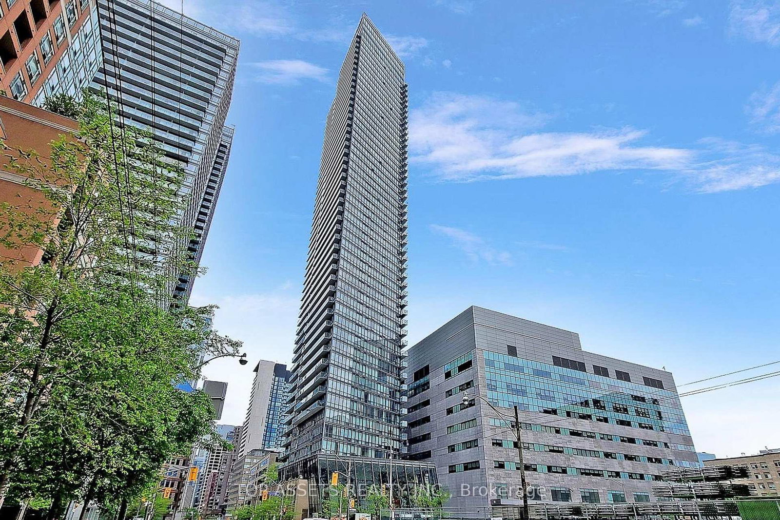 832-bay-street-toronto-ontario-c12298525