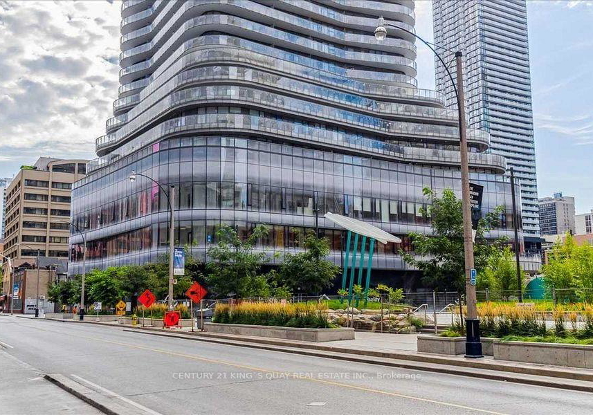 11-wellesley-street-w-w-toronto-ontario-c12298626