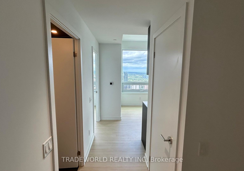 8-wellesley-street-w-w-toronto-ontario-c12298728