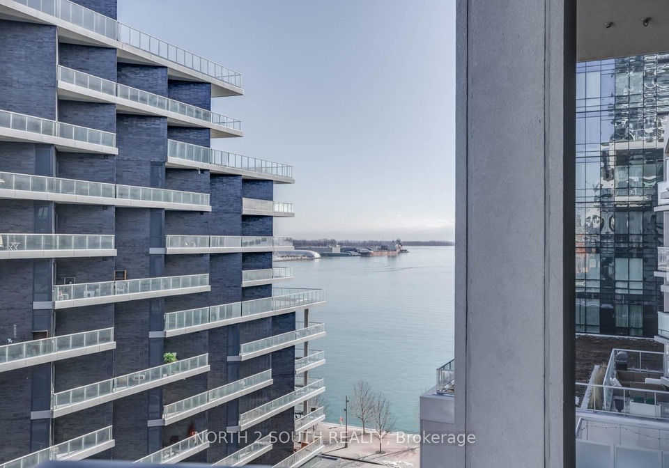 15-merchants-wharf-na-toronto-ontario-c12298935