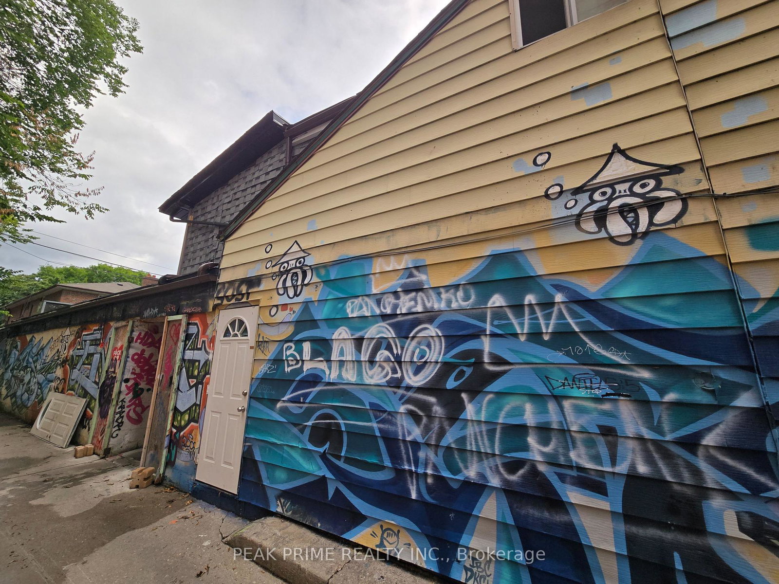 198-baldwin-street-toronto-ontario-c12298982