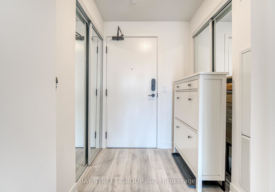 135-lower-sherbourne-street-toronto-ontario-c12299135