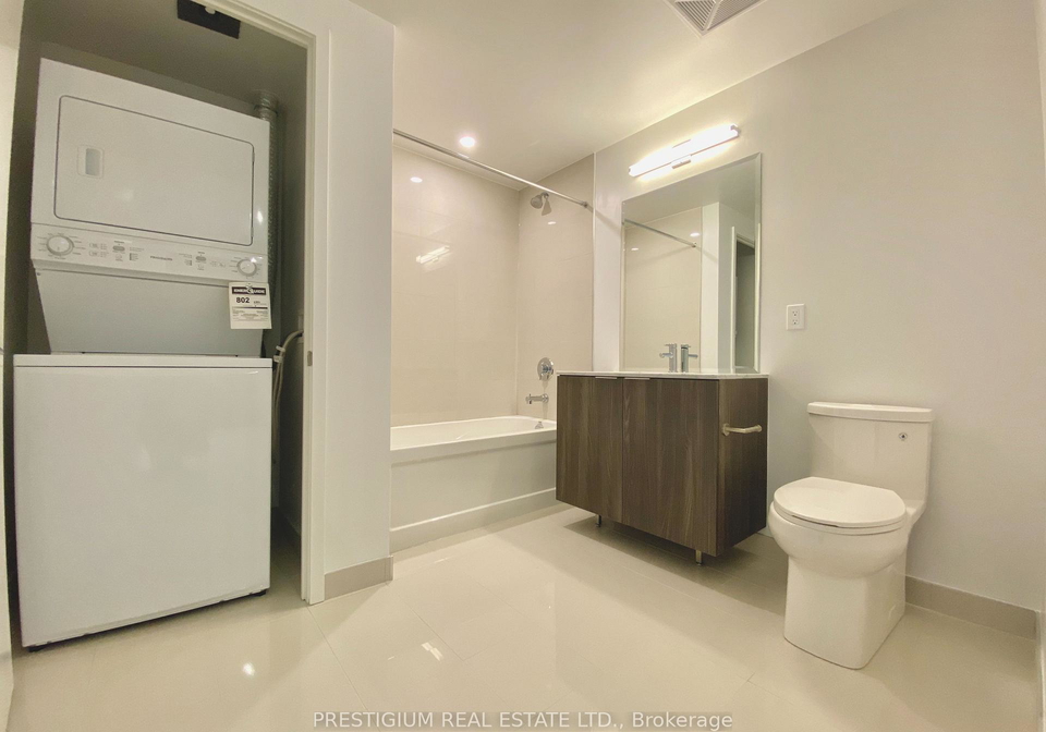 15-queens-quay-e-e-toronto-ontario-c12299154
