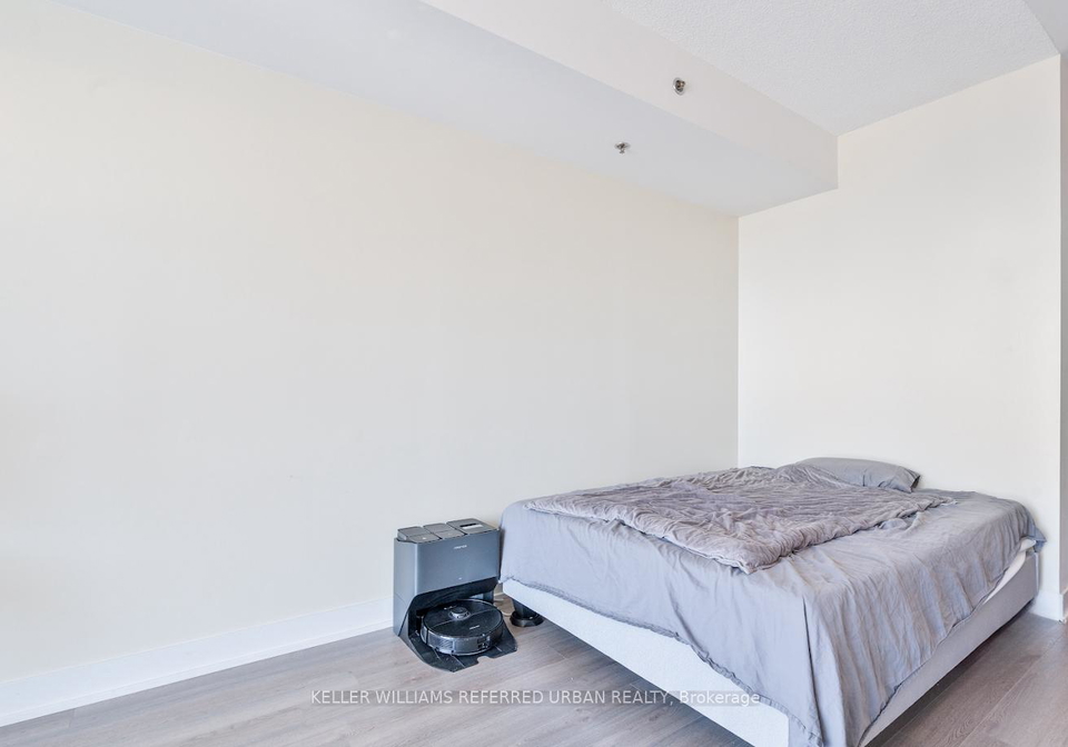 318-richmond-street-w-w-toronto-ontario-c12299560
