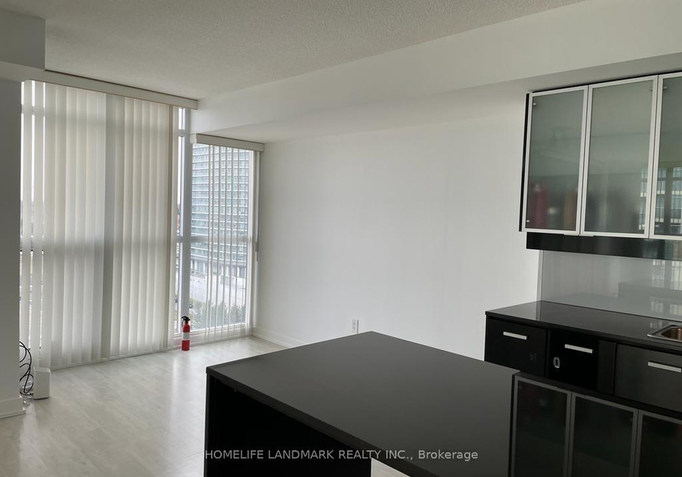 19-singer-court-north-york-ontario-c12299612